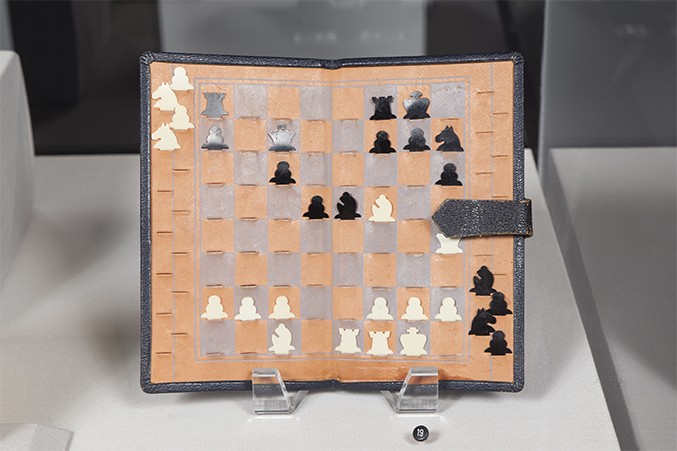 pocket-chess-set-9804