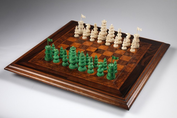victorian-wooden-chess-tablebwhite677